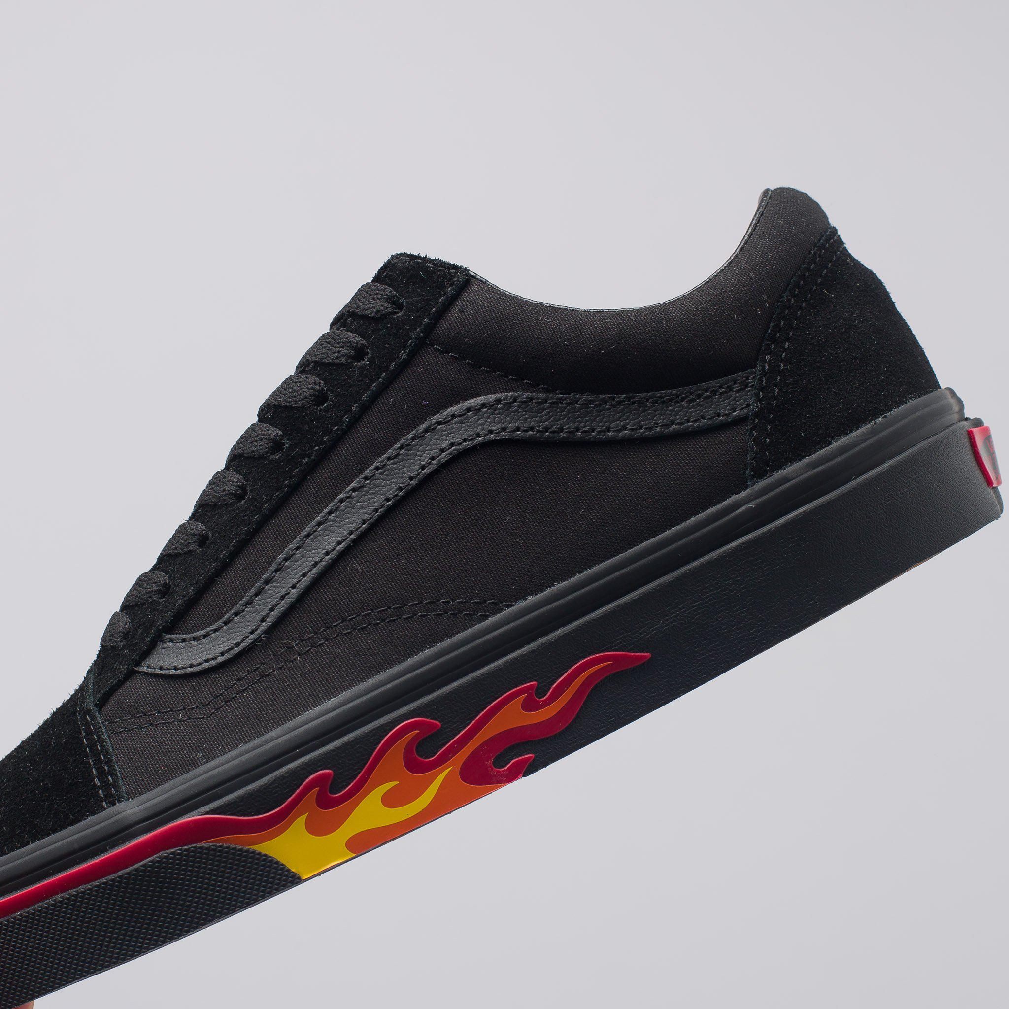 vans flame wall old skool