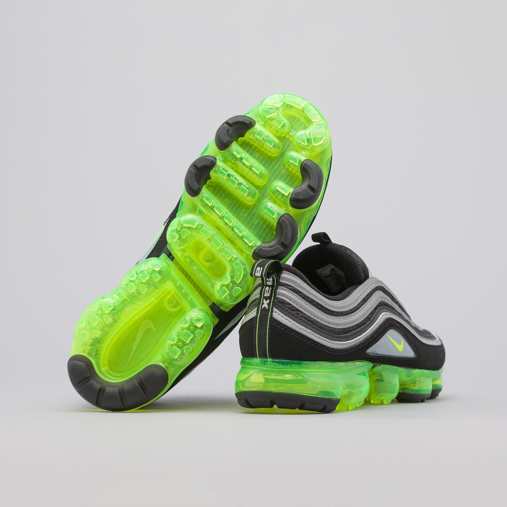 vapormax 97 black and purple