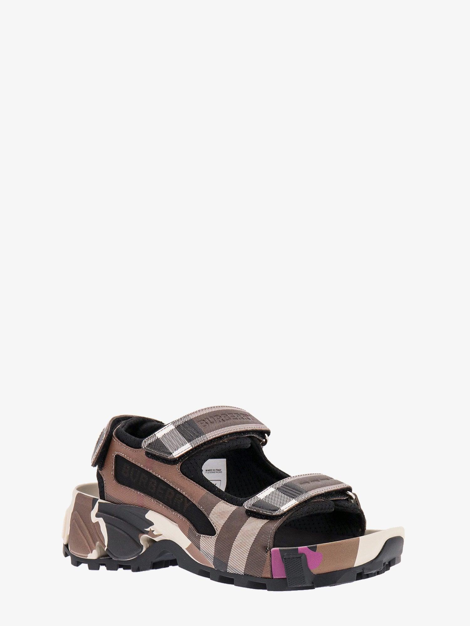 Burberry store platform sandals