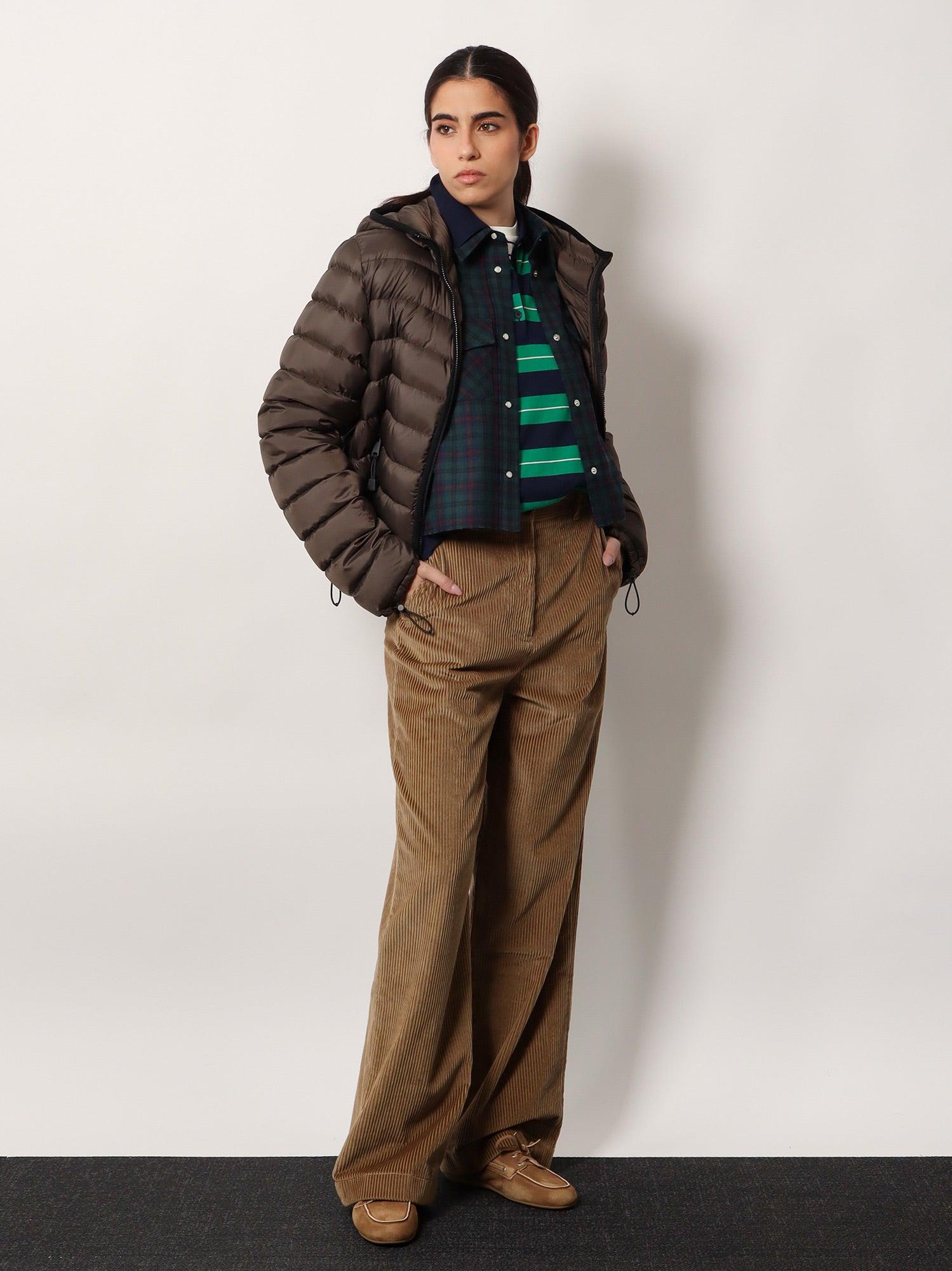 ダウンジャケット・コート Miu Miu Recycled Polyester Hooded Down Jacket Miu Miu Recycled Polyester Hooded Down Jacket in Black | Lyst