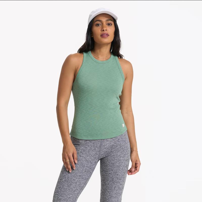 Vuori Sunrise High Neck Tank in Green | Lyst