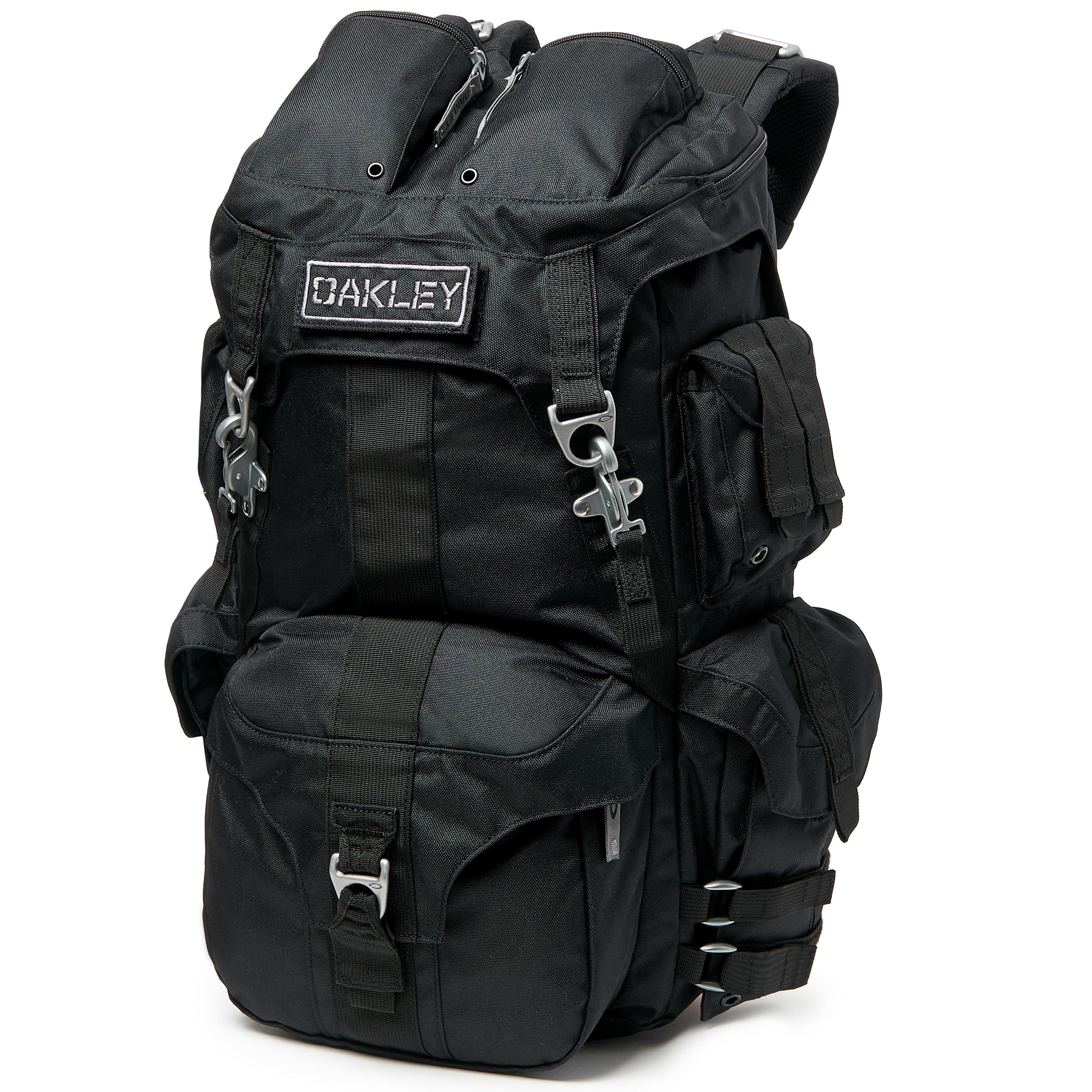 Oakley Mechanism Backpack in Black for Men | Lyst