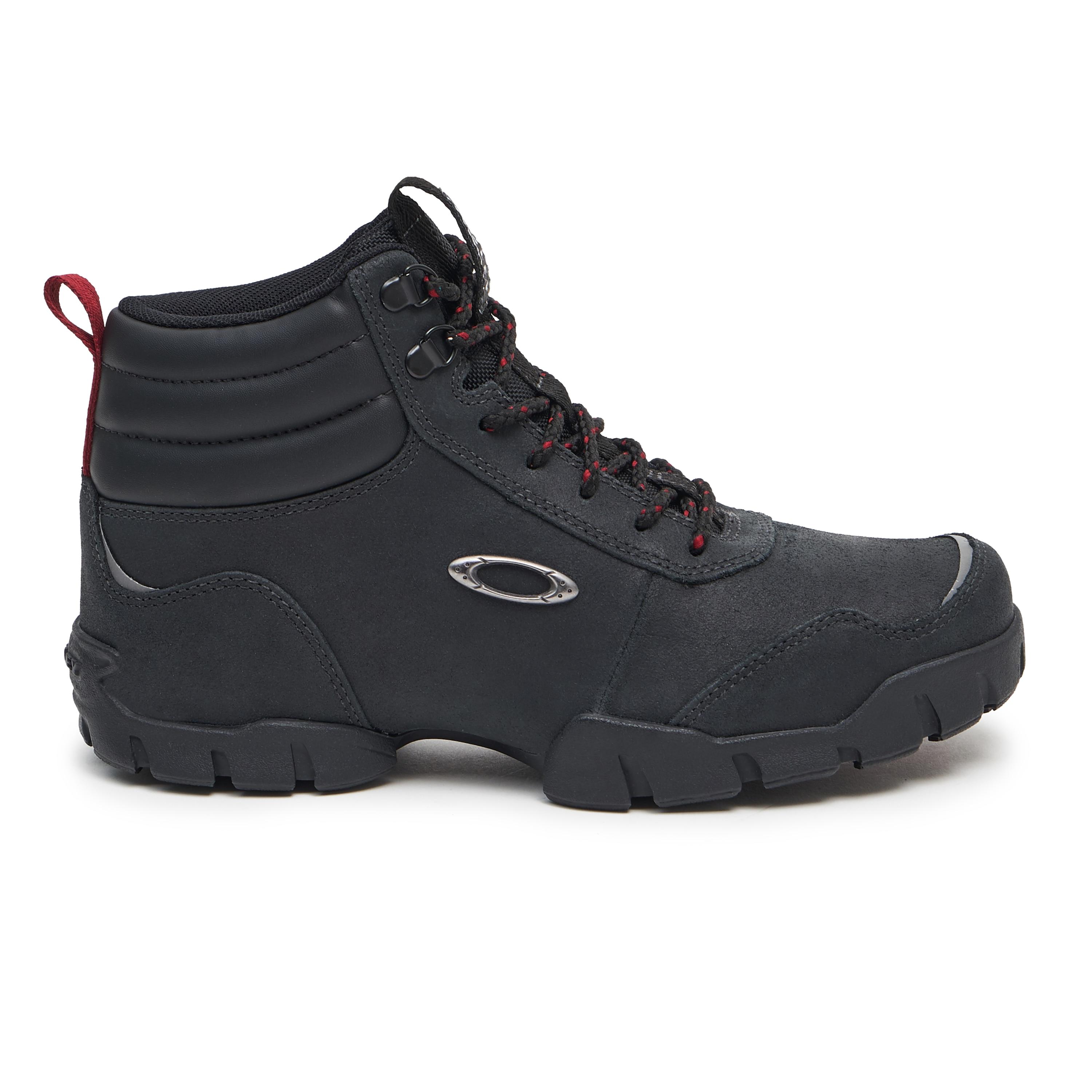 Oakley Outdoor Boots in Black for Men | Lyst