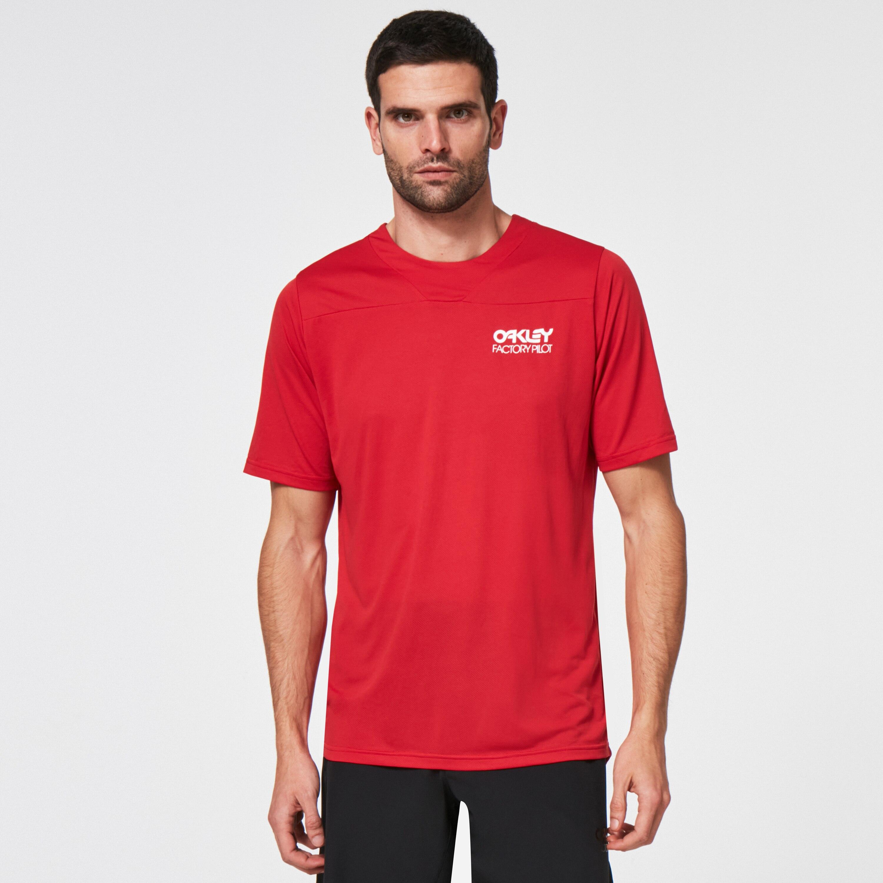 oakley cascade trail tee