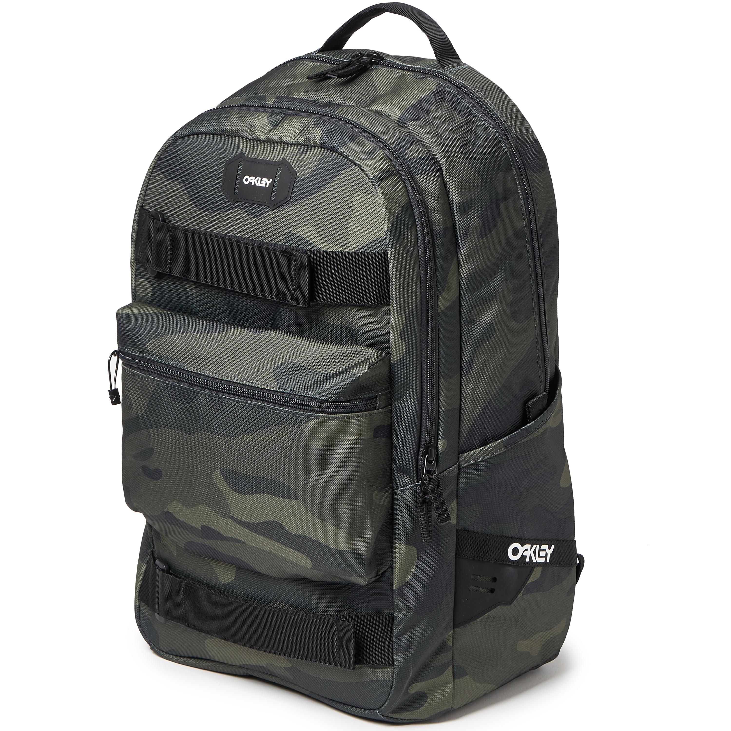 oakley skate backpack