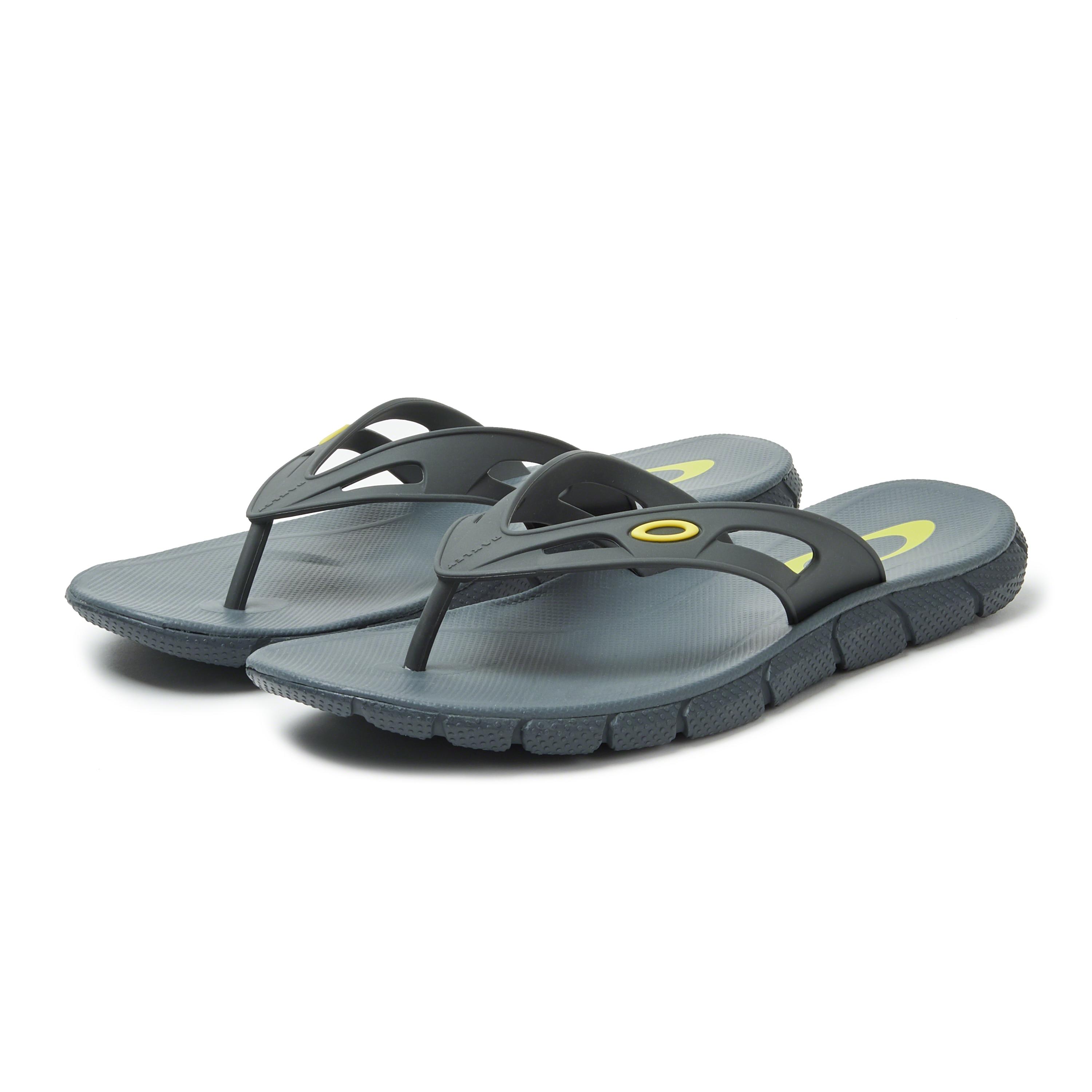operative 2.0 flip flop