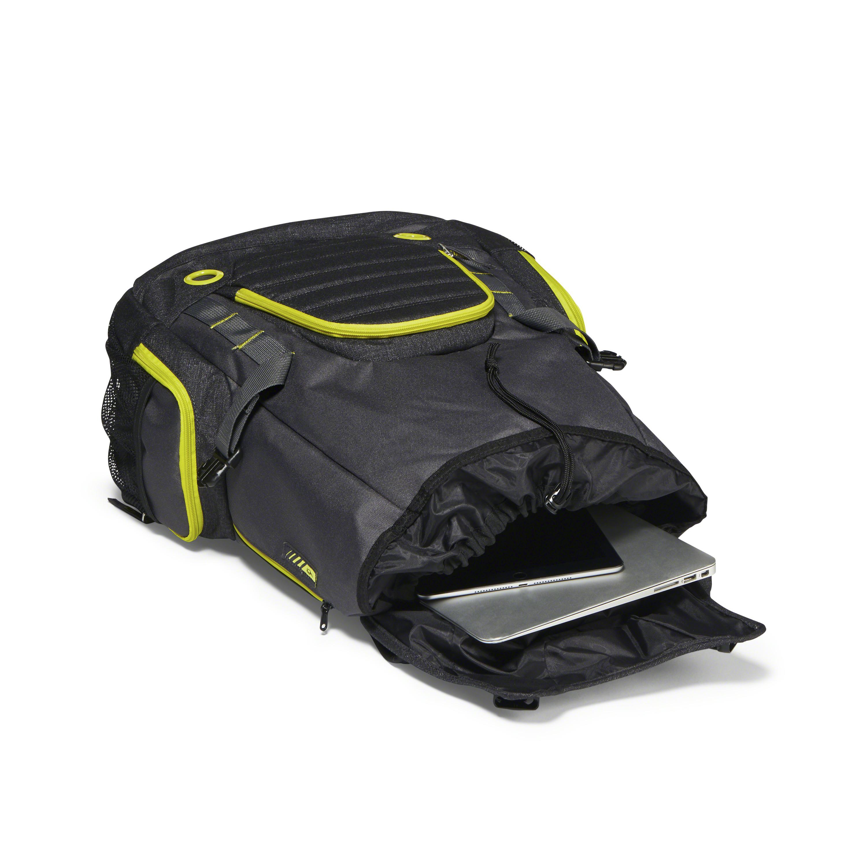 oakley overdrive backpack