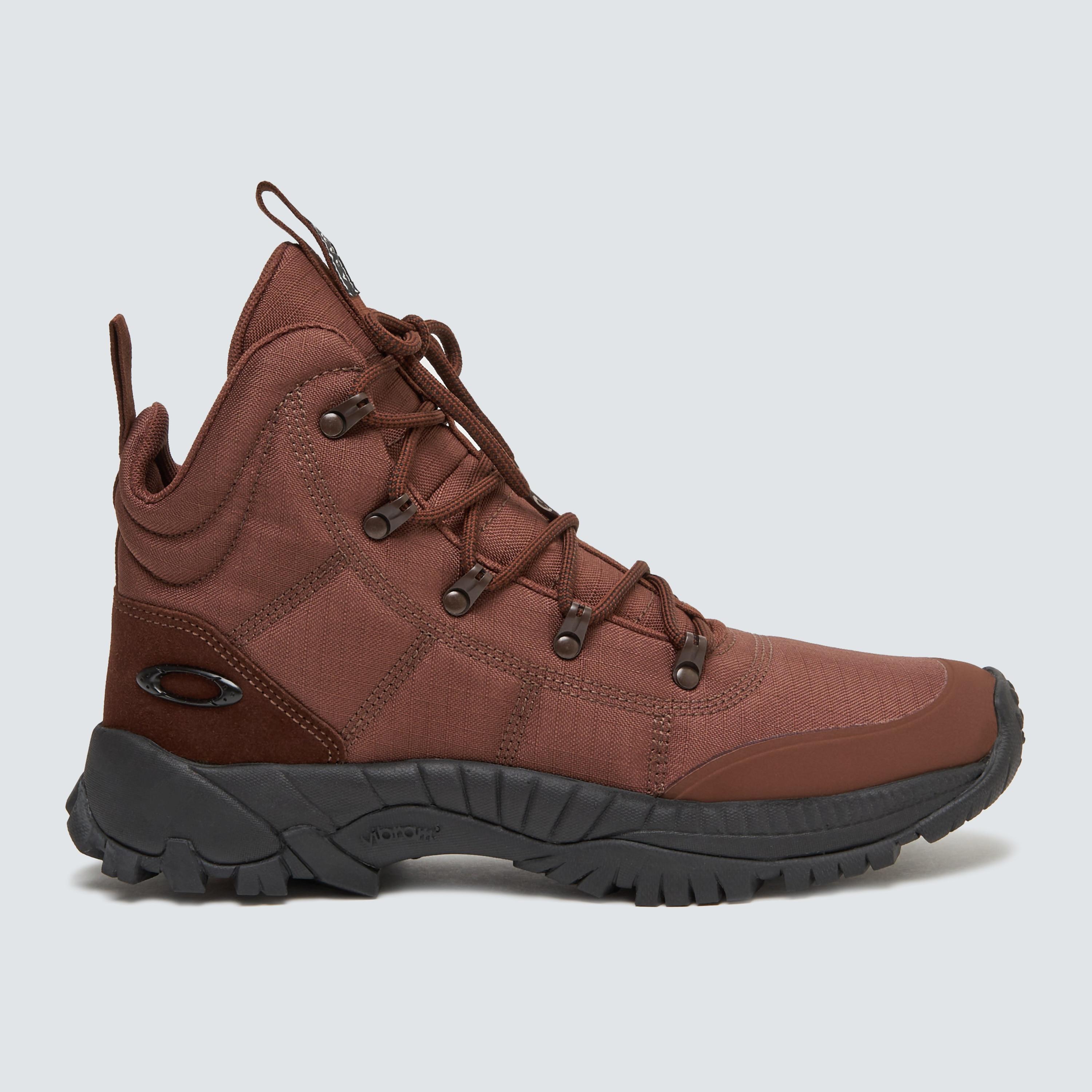 oakley brown boots