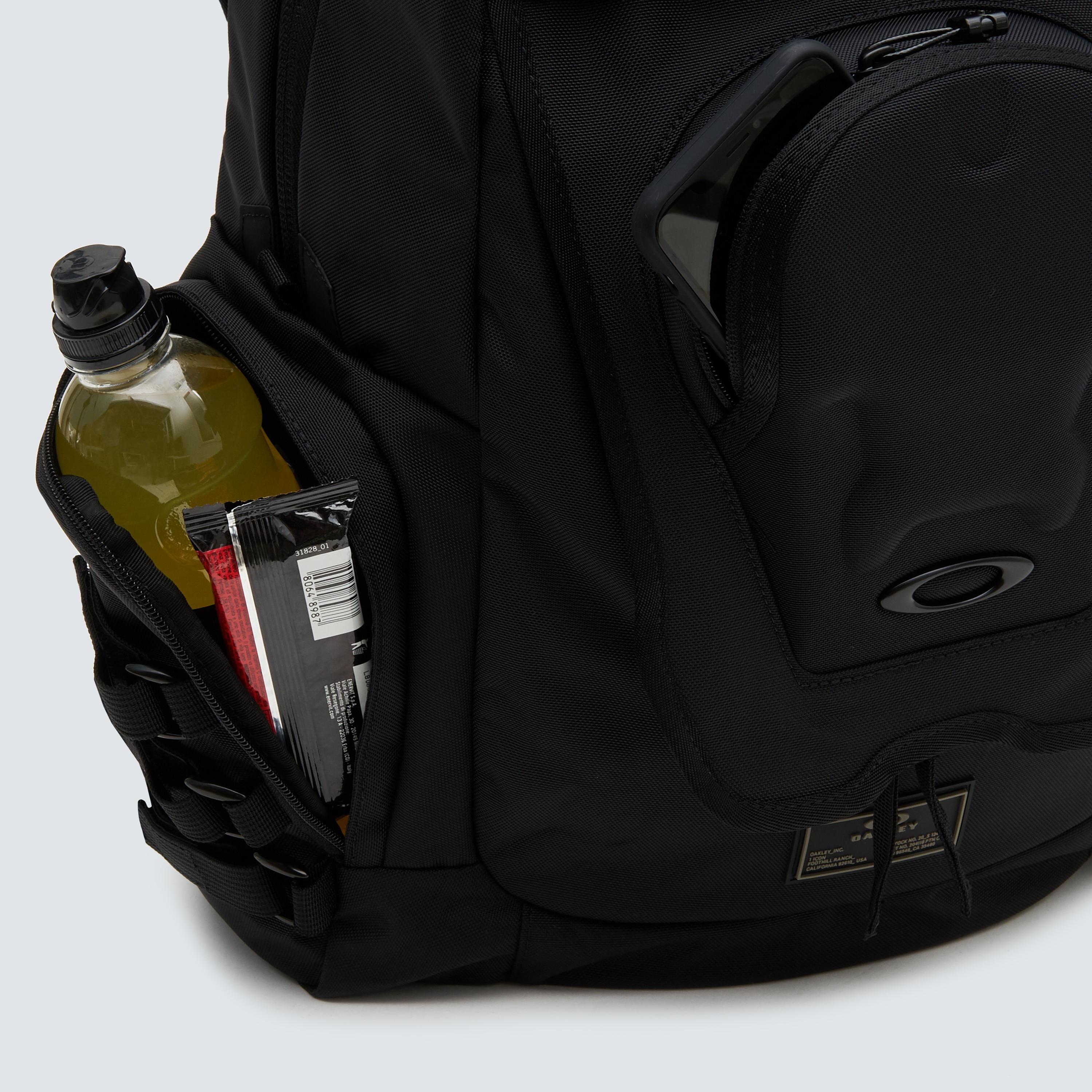 Oakley Icon Backpack in Black for Men Lyst UK