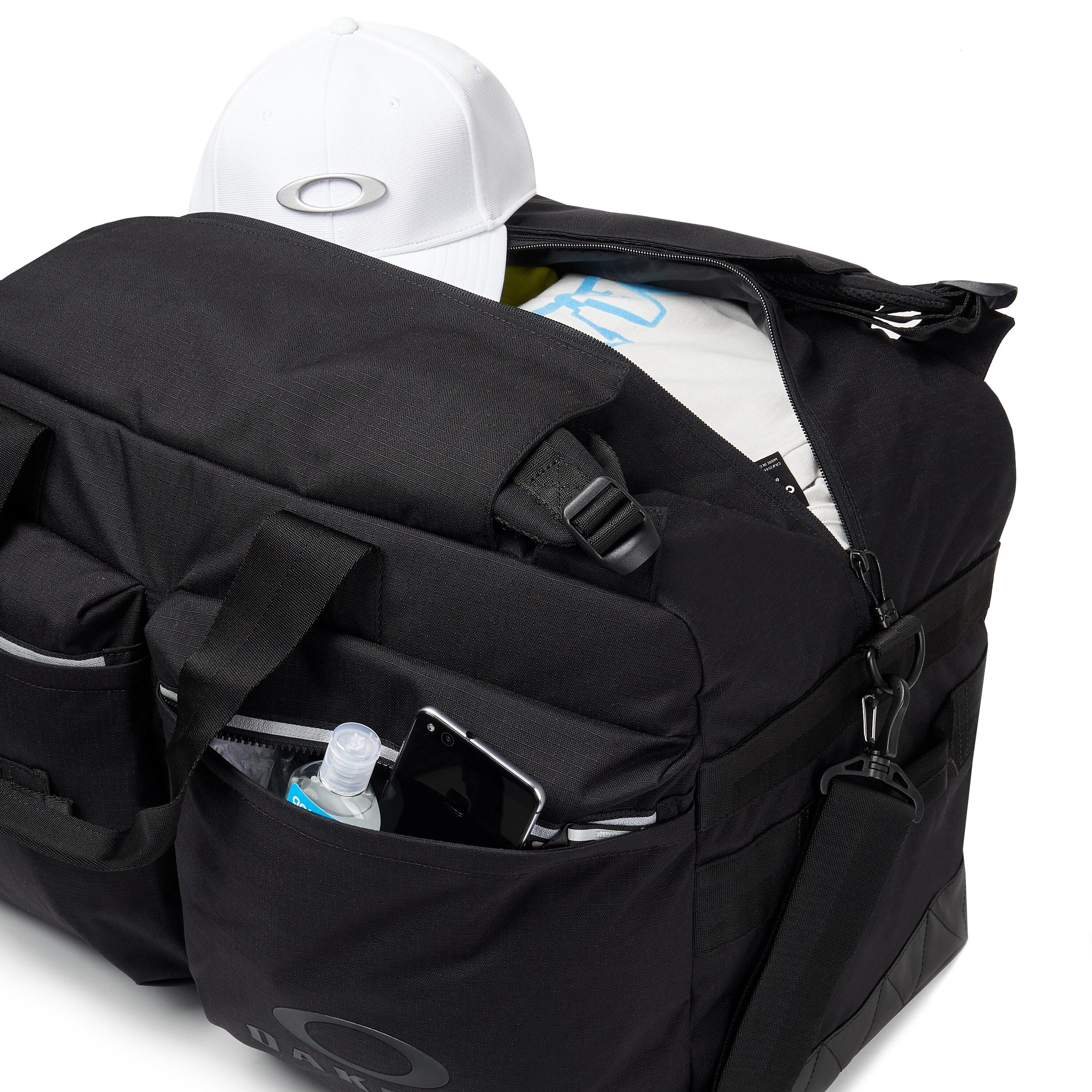 oakley utility big duffle bag