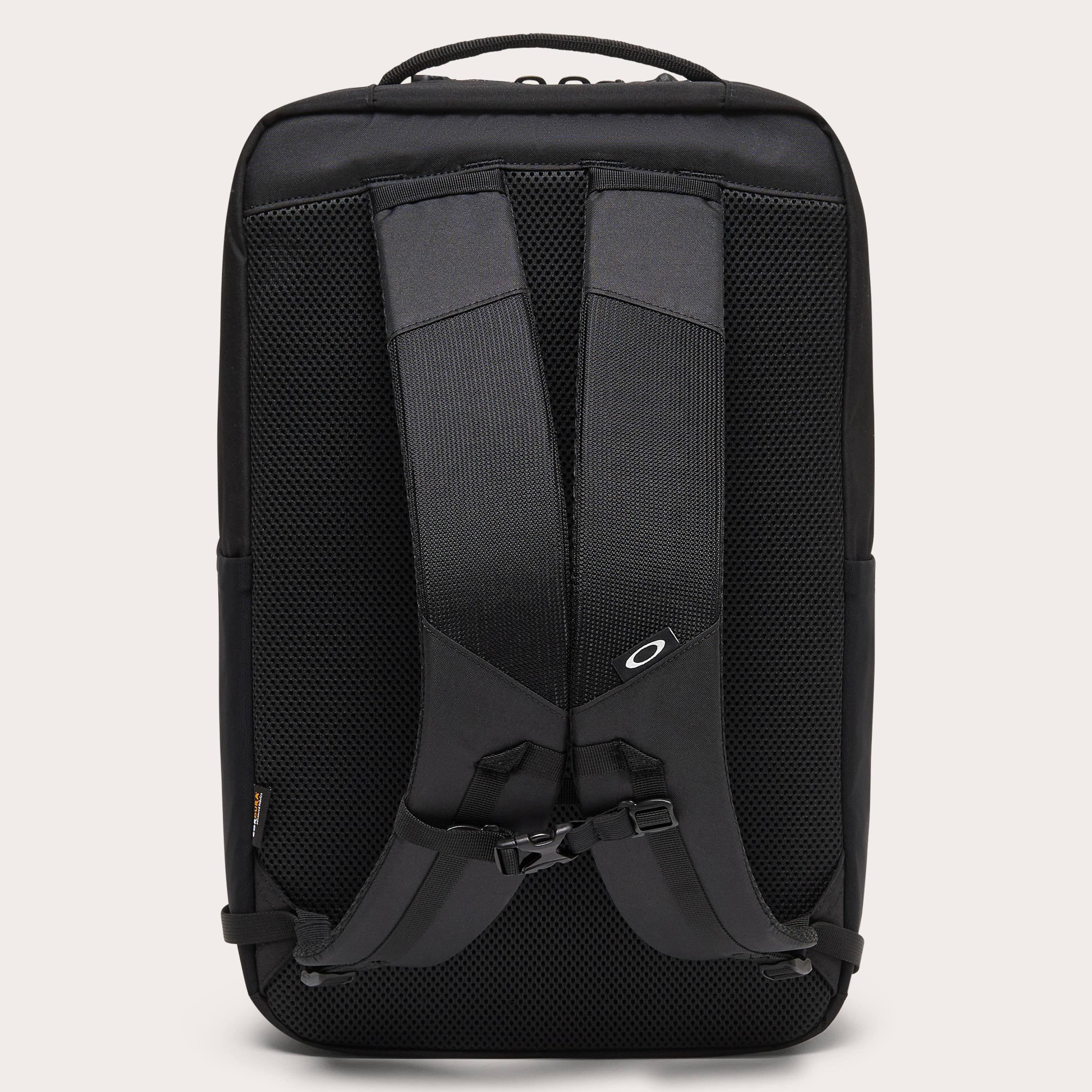 Oakley Essential Backpack M 8.0 in Black for Men Lyst UK