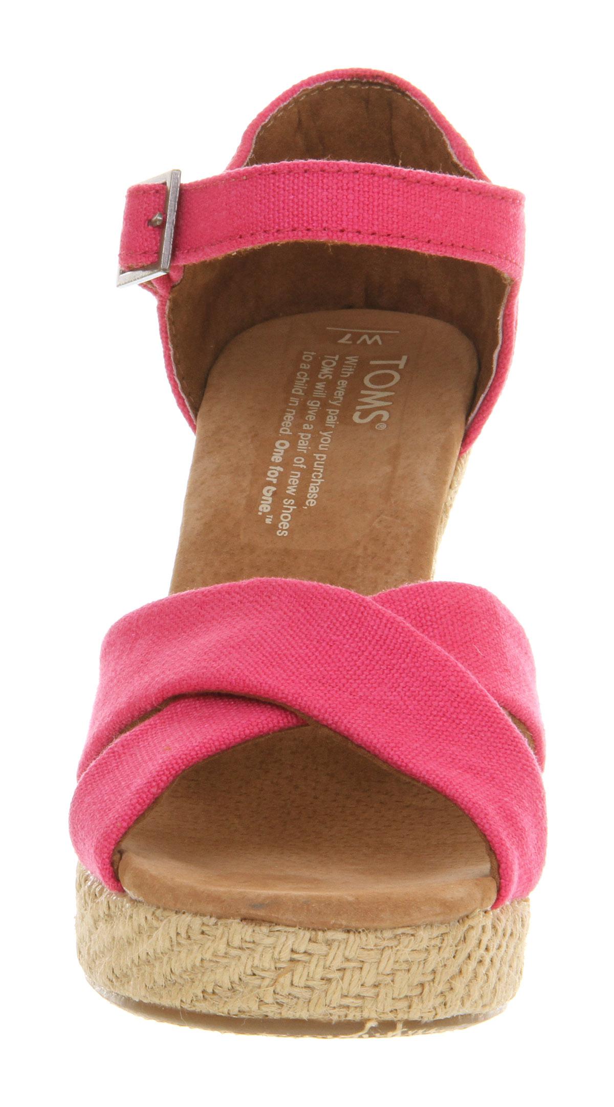toms strappy wedge