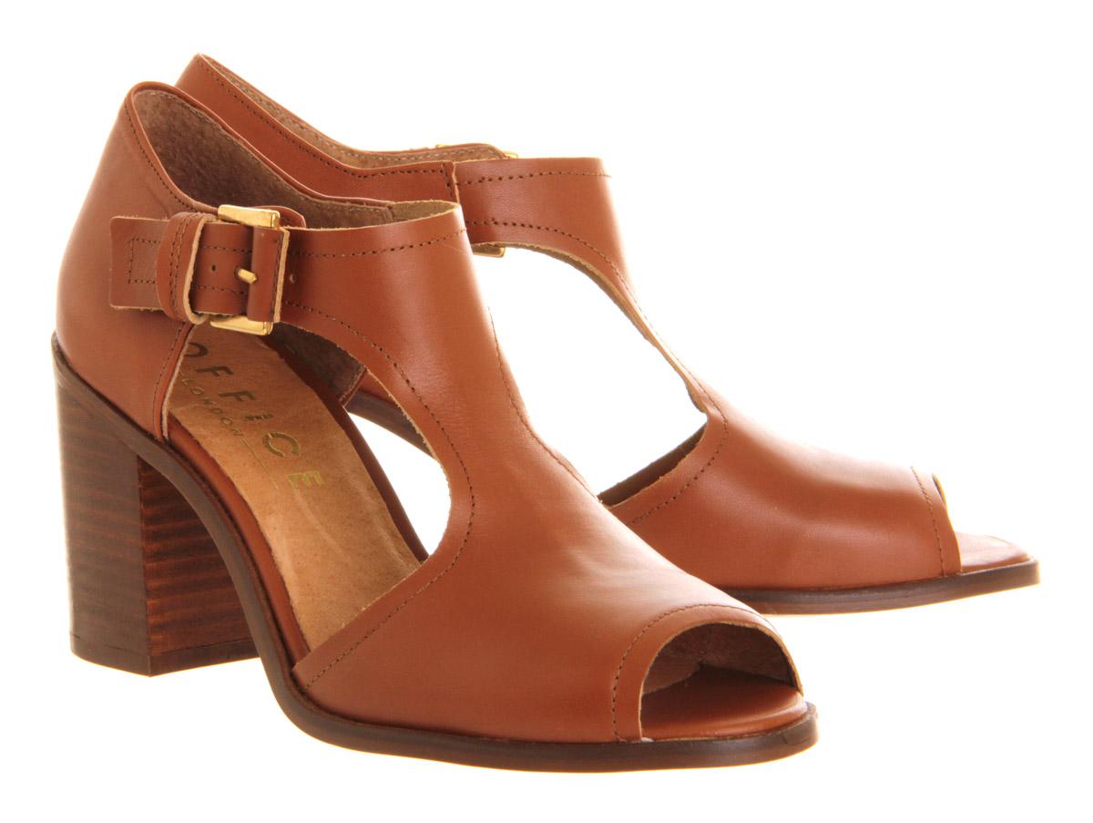 tan block heel shoes