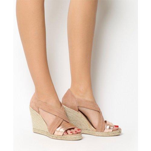 campus sandal flipkart