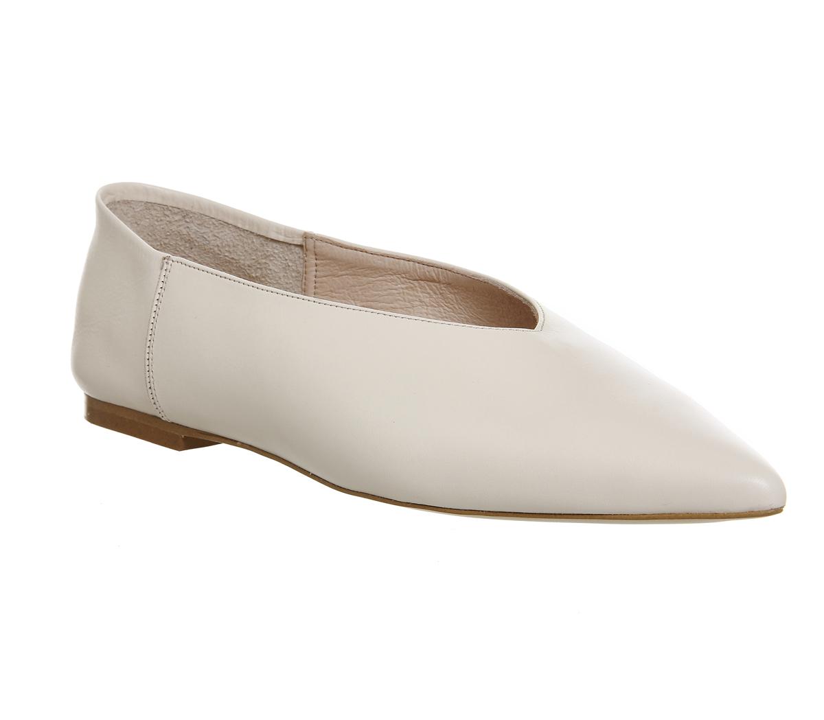 office pointed flats