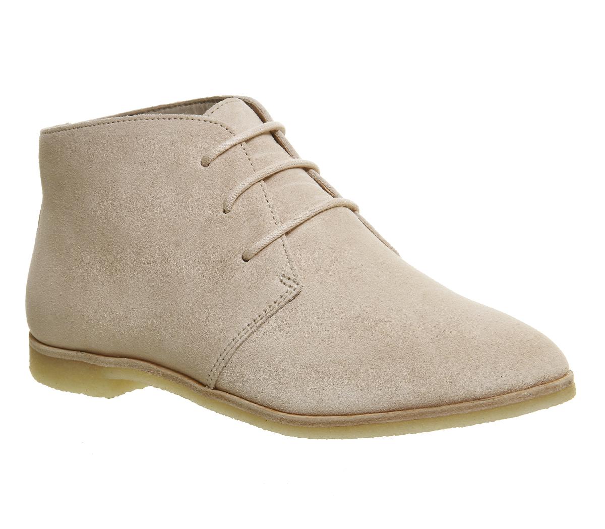 clarks phenia desert boot