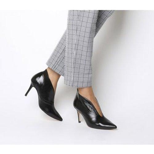 office shoe boot