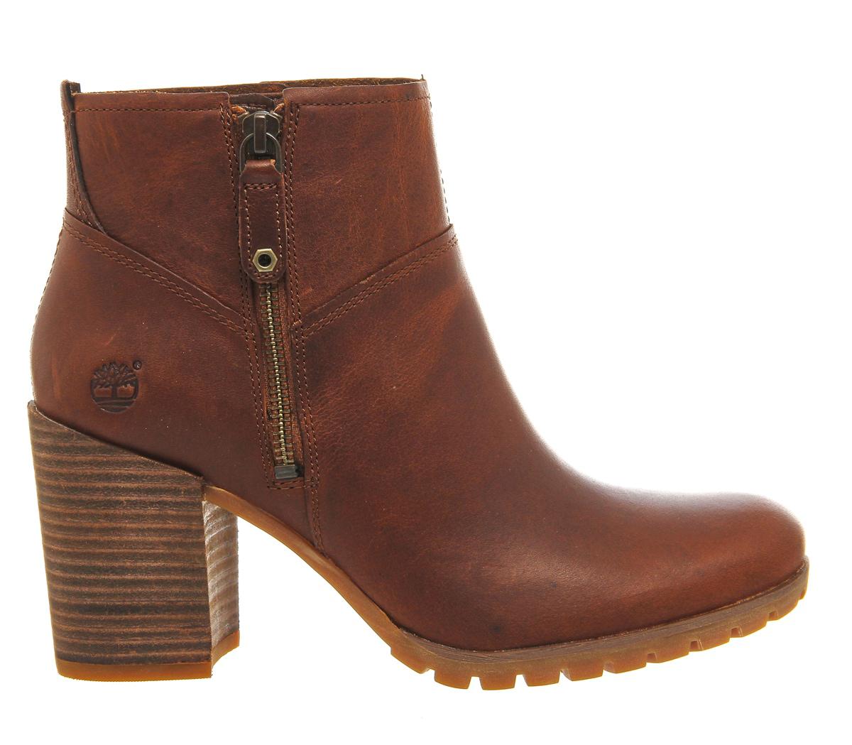 Timberland Swazey Zip Ankle Boots in Natural - Lyst