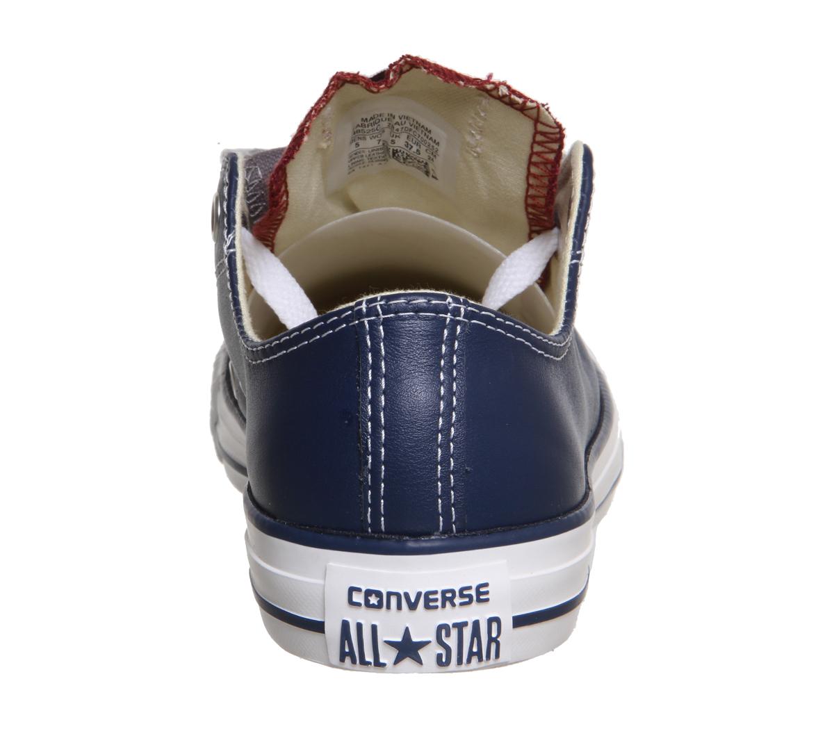 Low Double Tongue Leather in Navy (Blue 