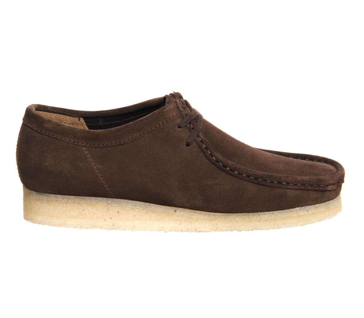 brown suede wallabee clarks