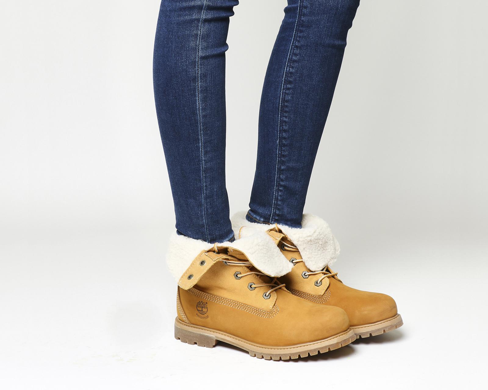 Timberland Teddy Fleece Boots in Natural - Lyst