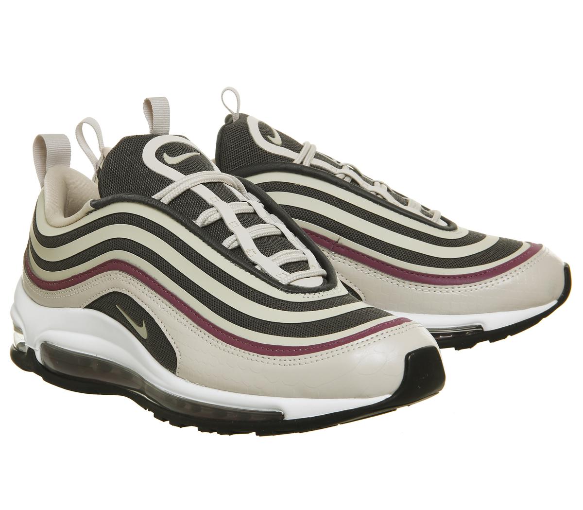 max 97 desert sand