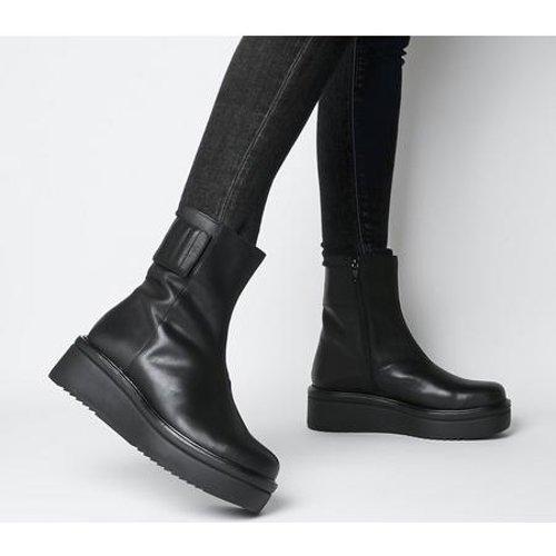 Buy > taxi lexi boot > in stock