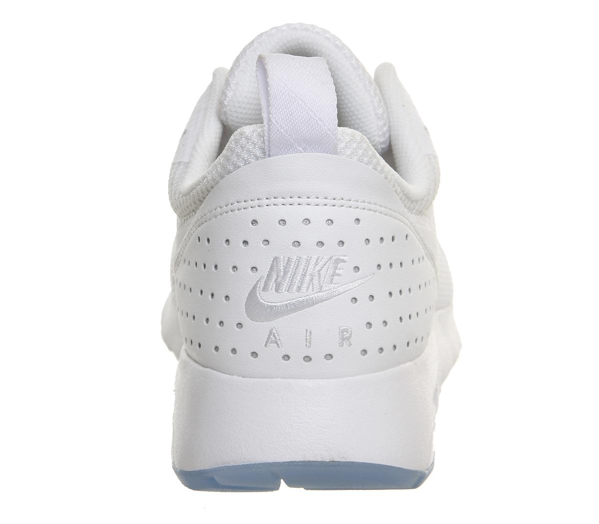 Nike Air Max Tavas in White for Men | Lyst