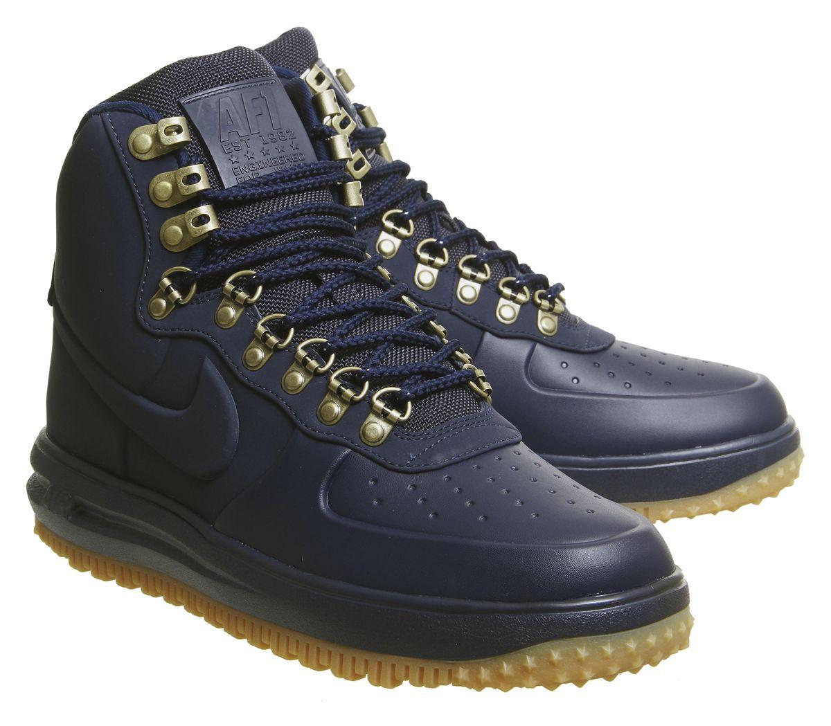 nike duck boots 18