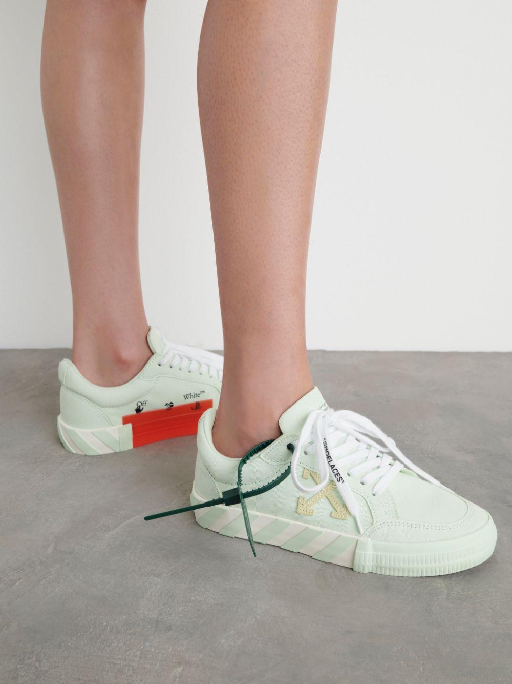 Off-White c/o Virgil Abloh Low Vulcanized Canvas in Green | Lyst