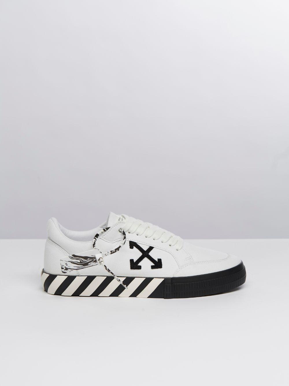 off white low vulcanised