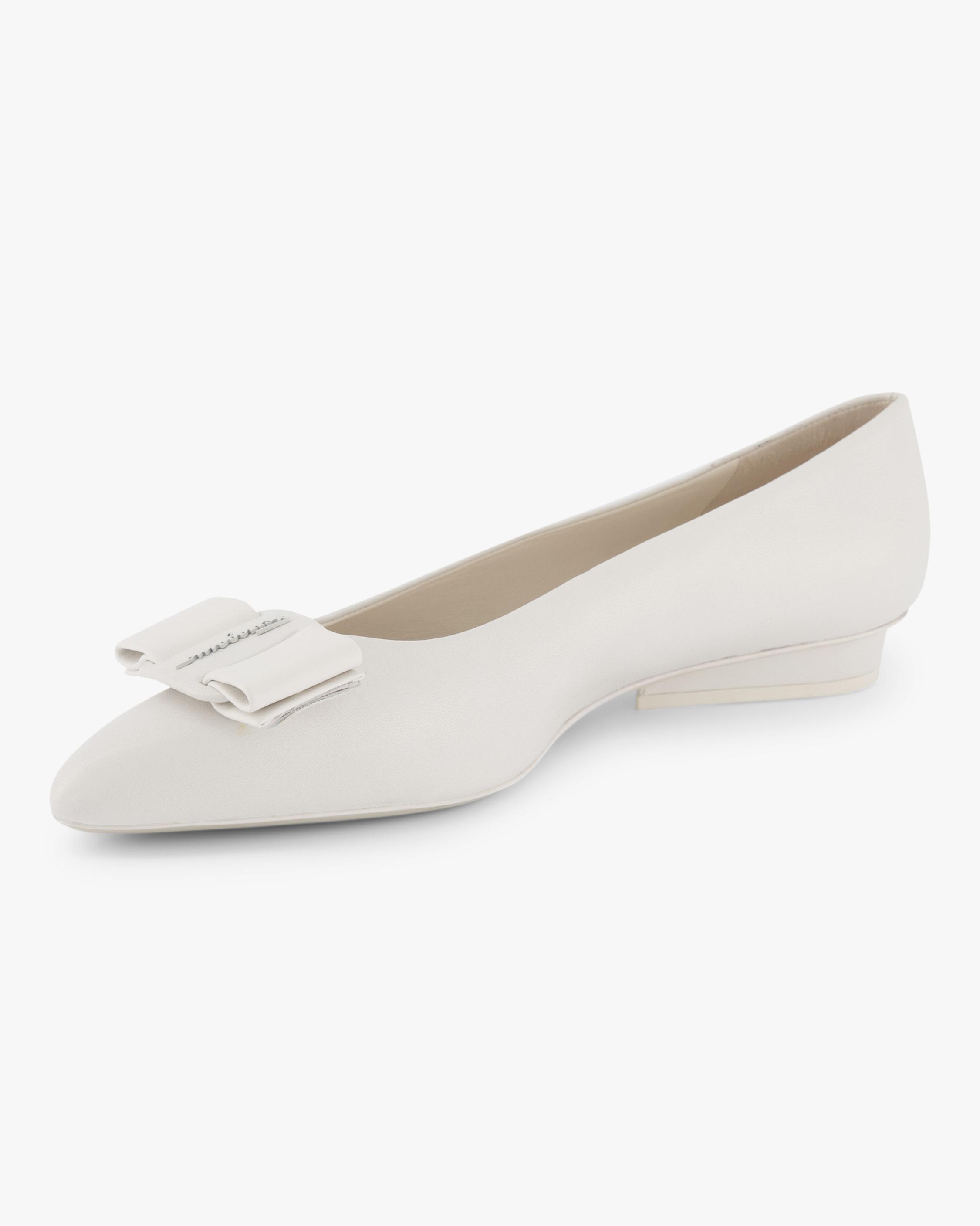 ferragamo viva flat