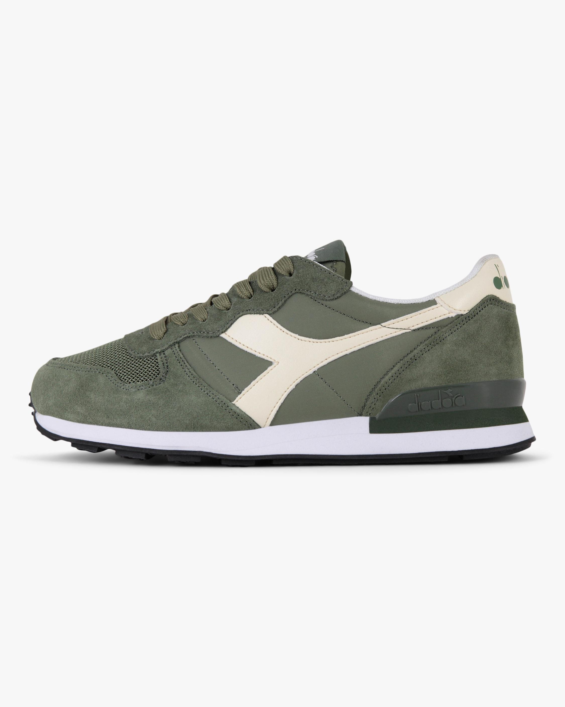 camaro sports shoes