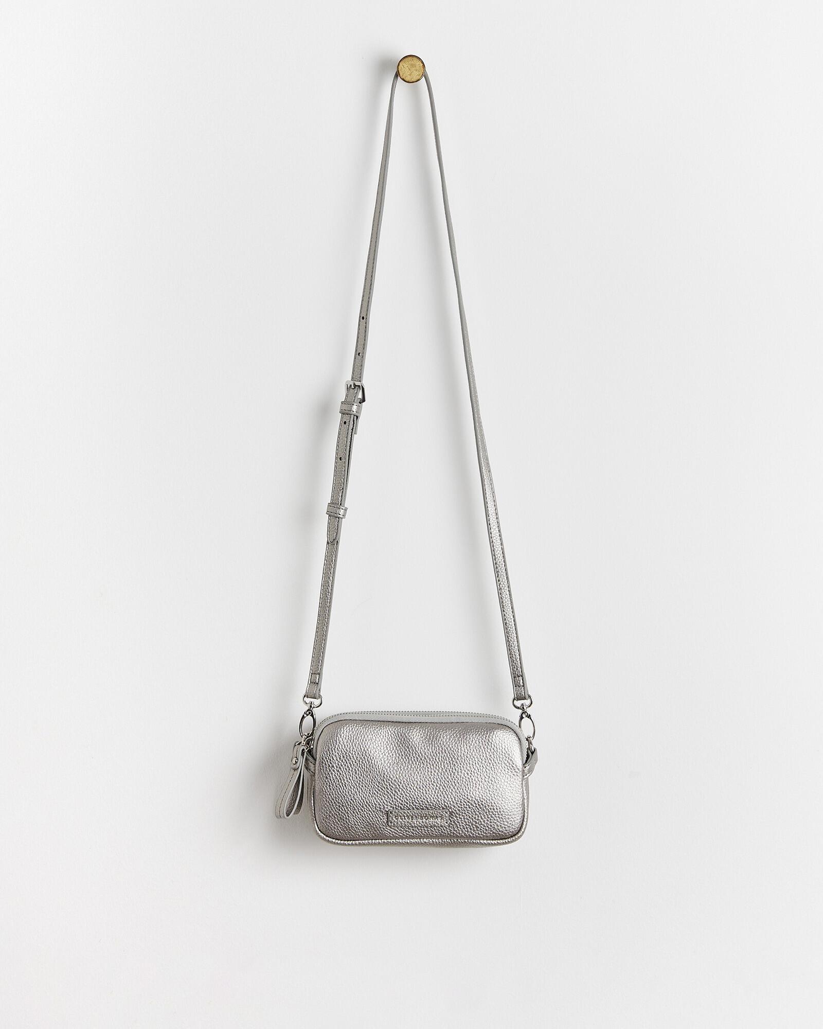 Small silver cross shop body bag