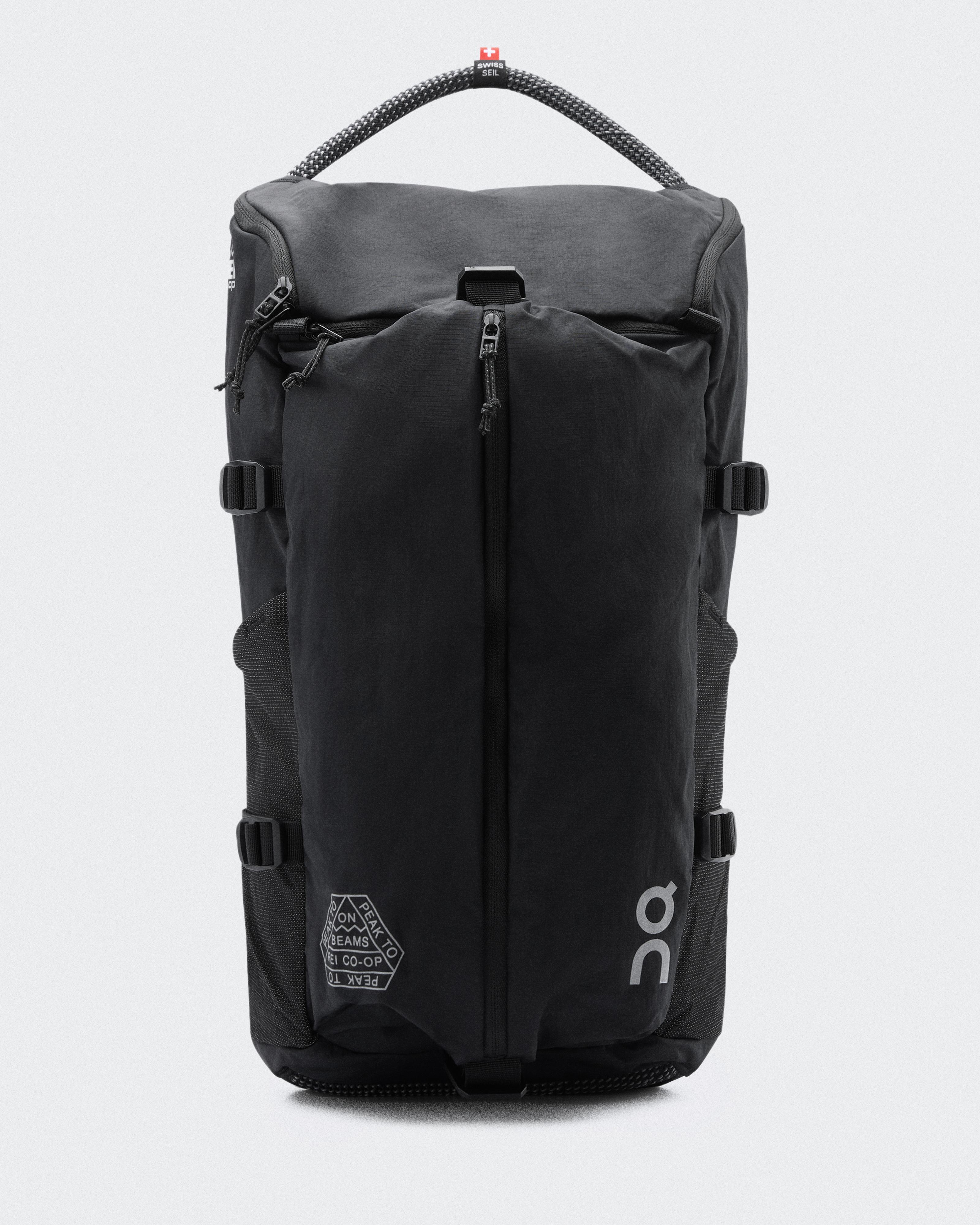 on-shoes-Black-Speed-Pack-18L-