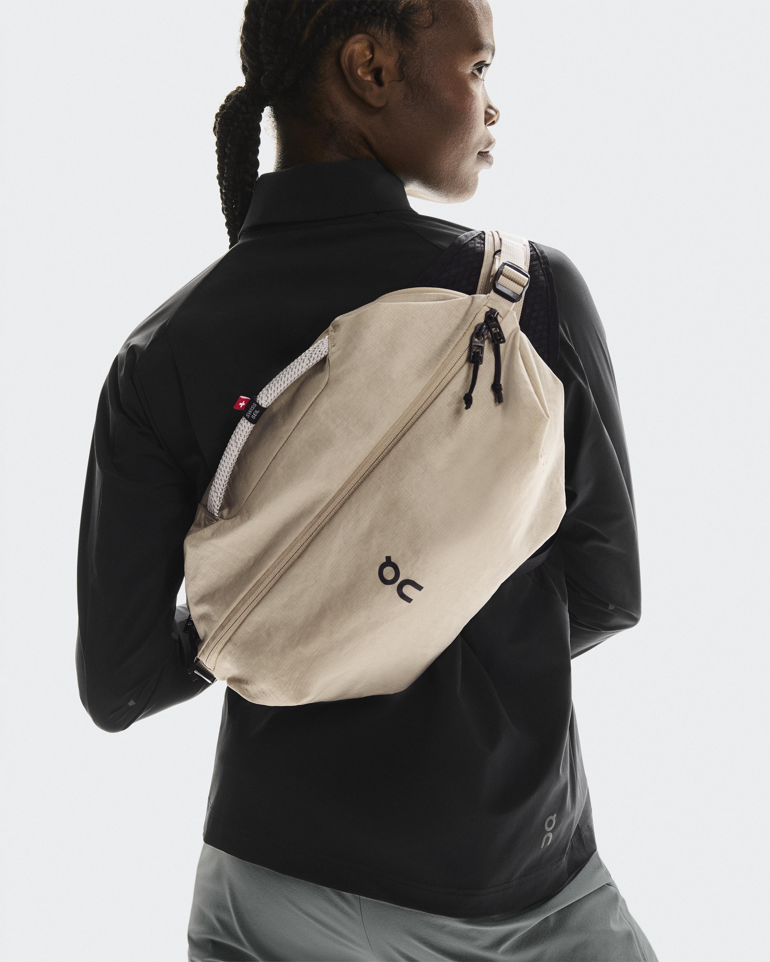 On Shoes Sling Pack 9L in Natural | Lyst UK