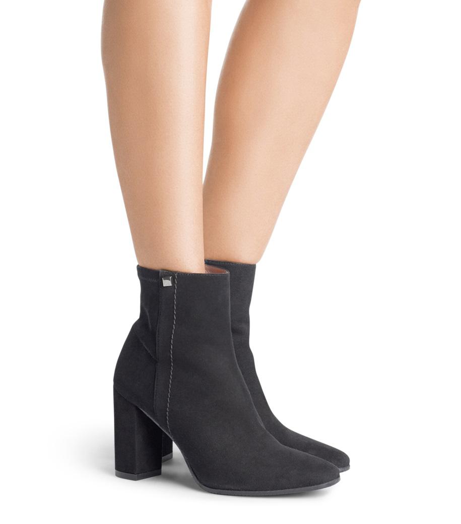 stuart weitzman solo 85 bootie