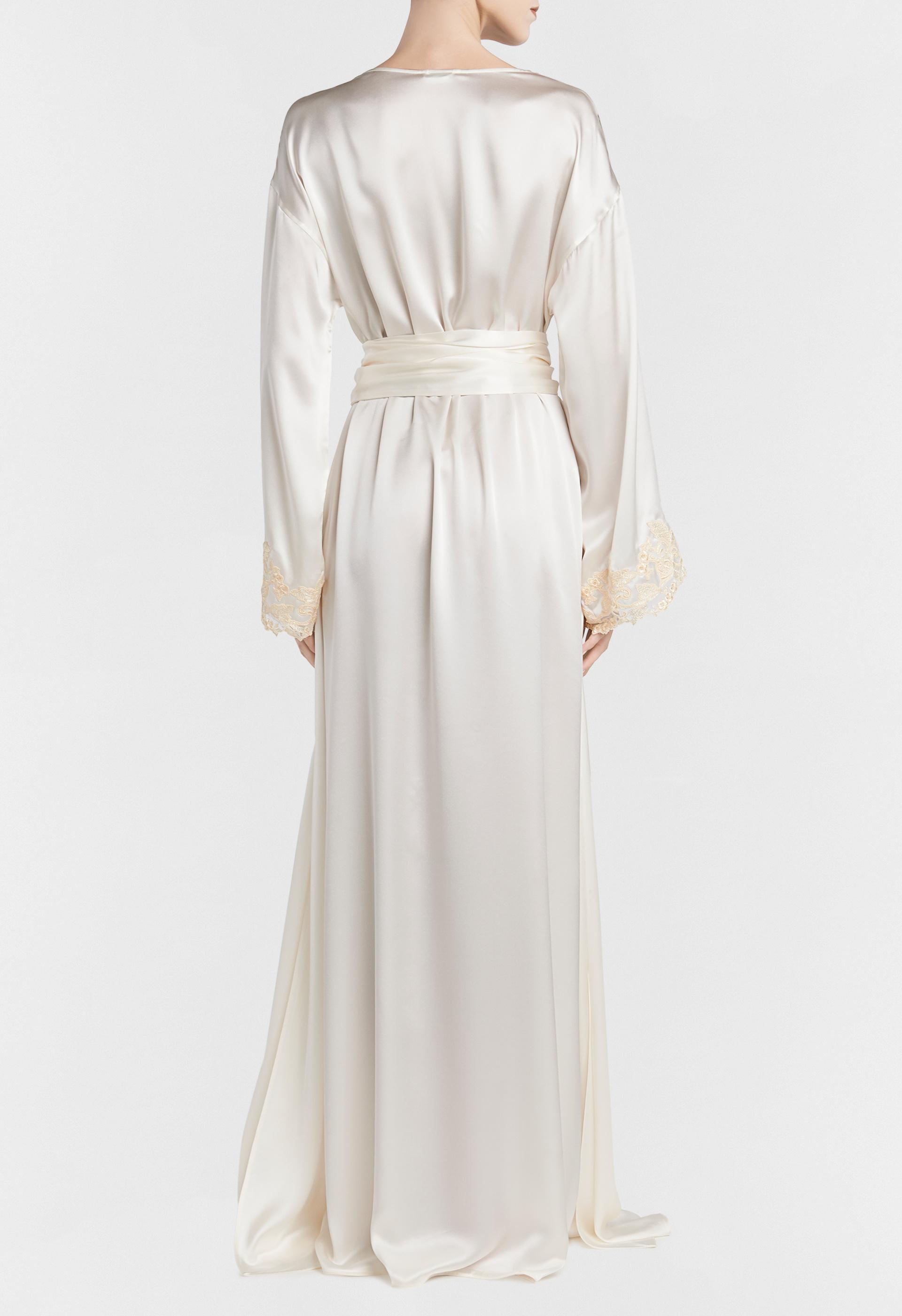 la perla bathrobe