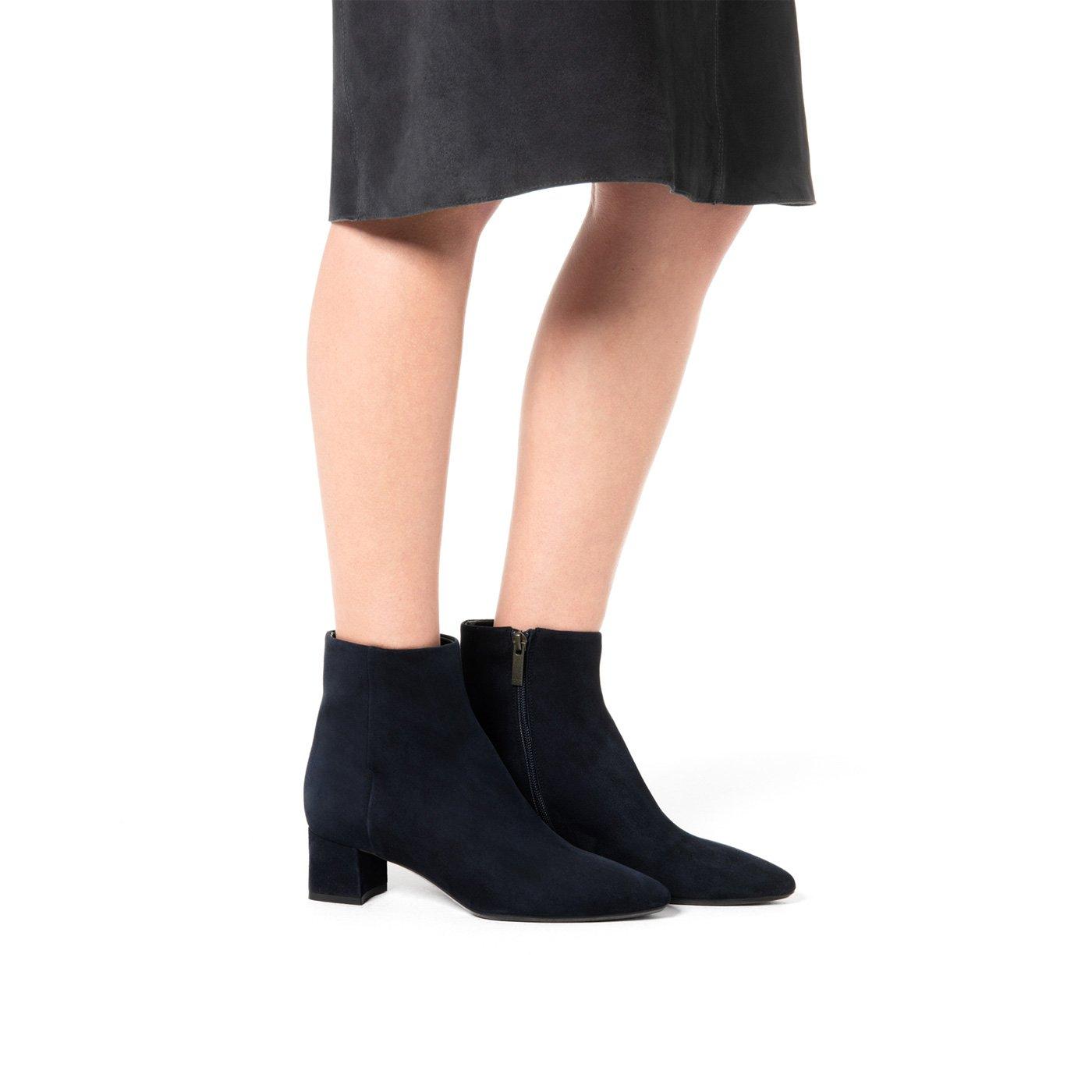 aquatalia navy blue boots