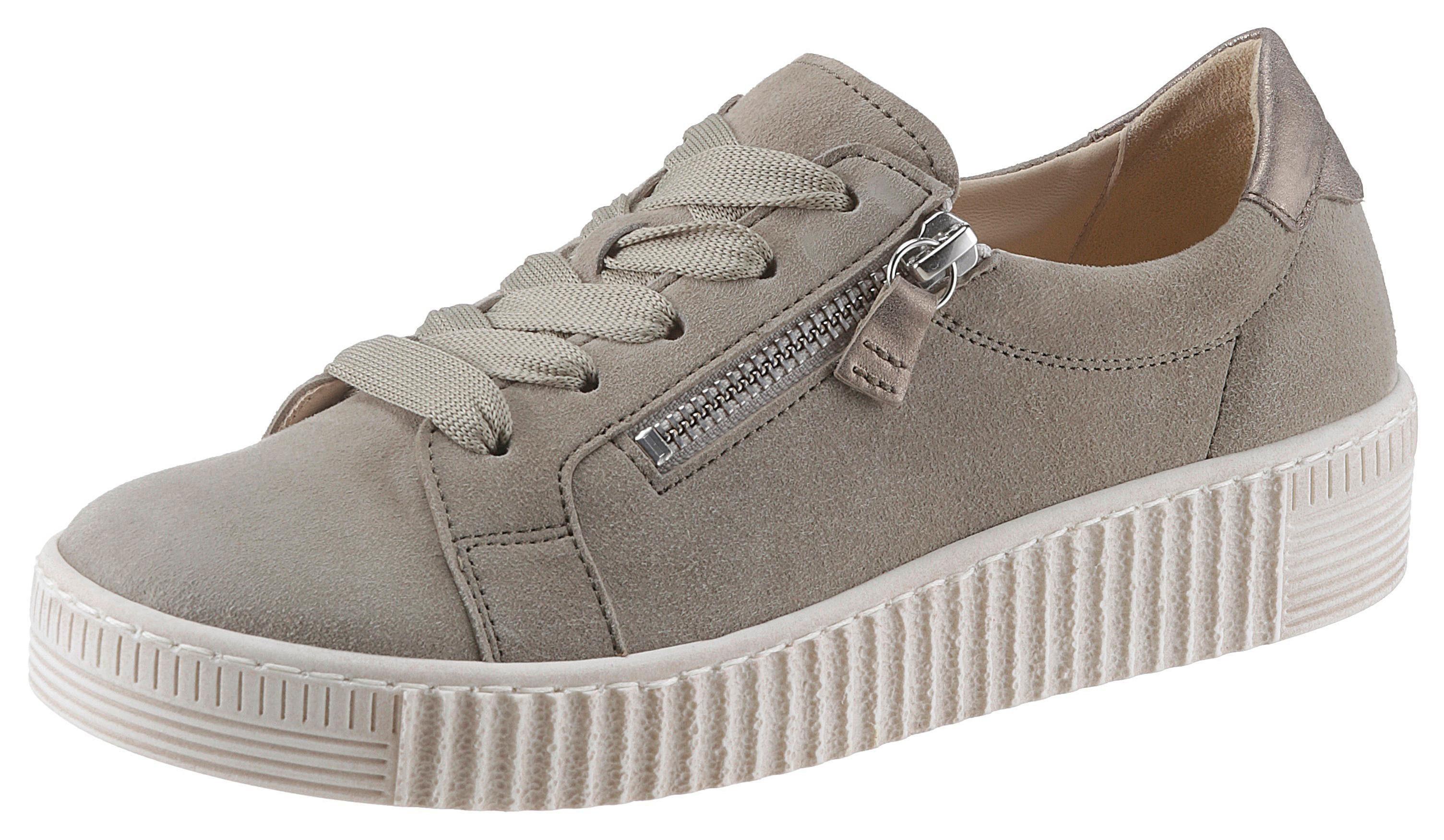 Gabor Plateausneakers Met 3-cm-plateauzool in het Groen - Lyst