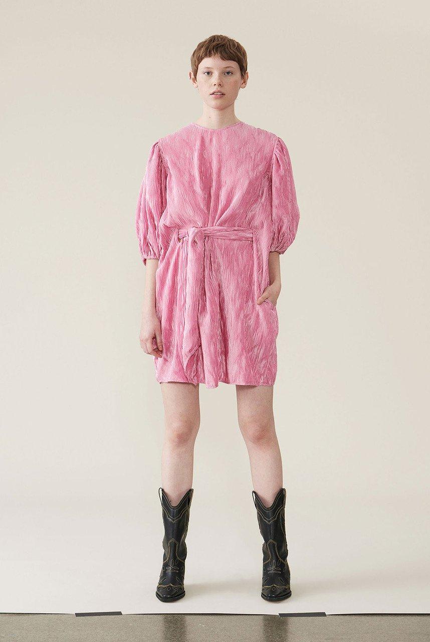 ganni pleated satin kjole