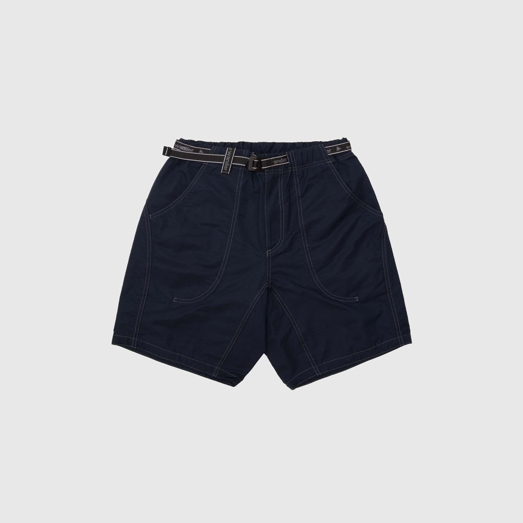 and wander Cotton 60/40 Cloth Shorts in 