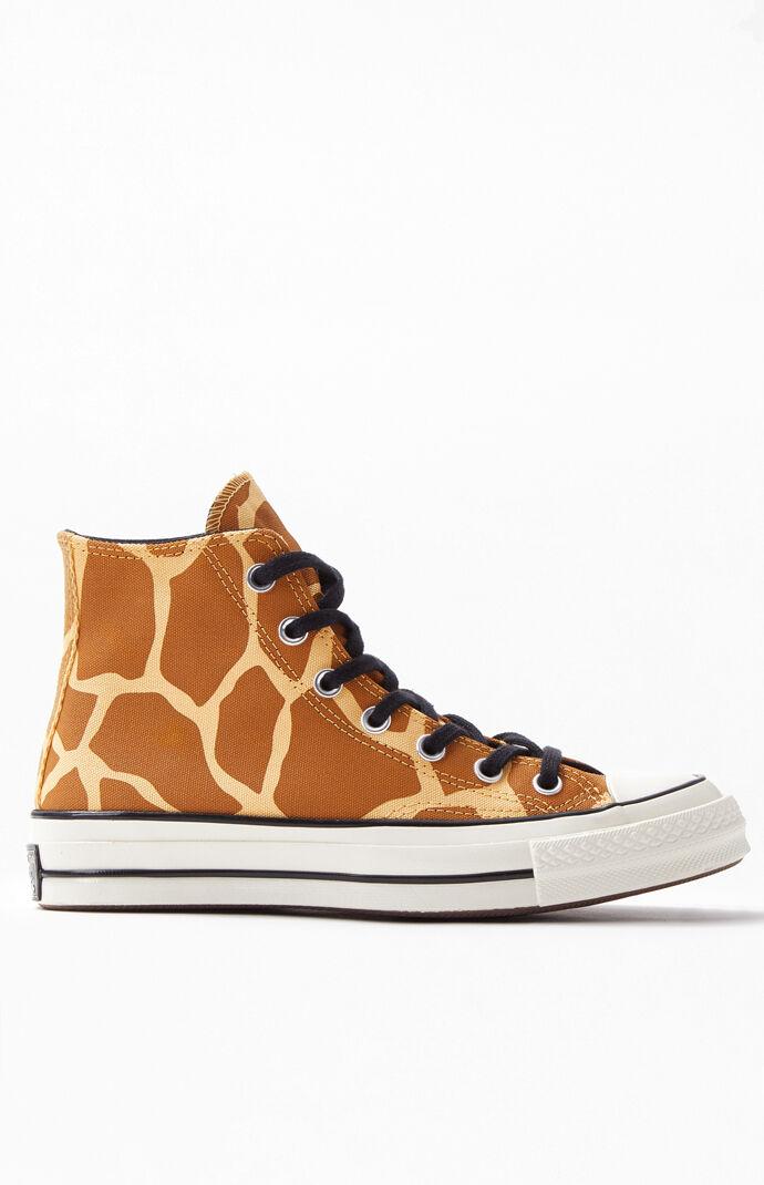 giraffe print converse