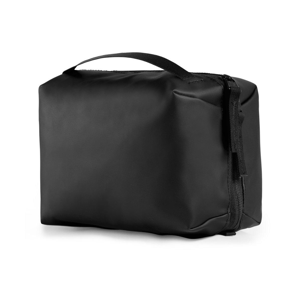 north face stratoliner toiletry kit