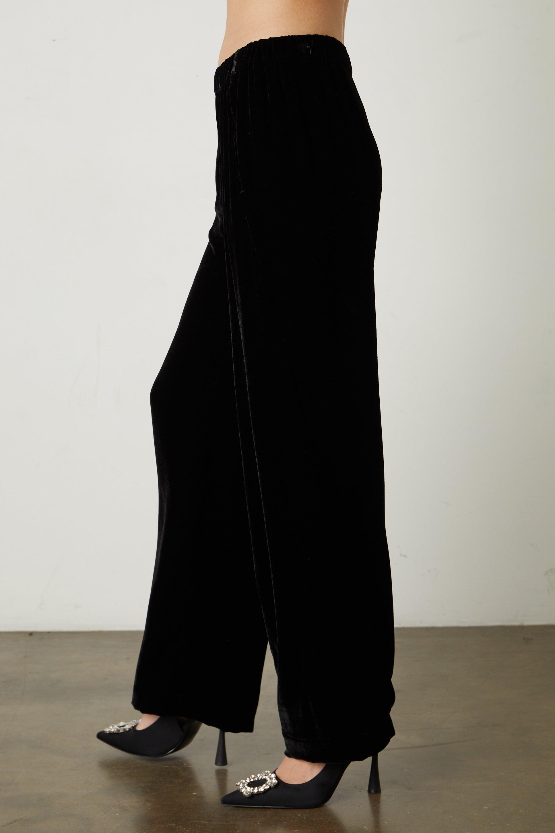 Velvet By Graham & Spencer Frida Velvet Trousers in Black | Lyst UK