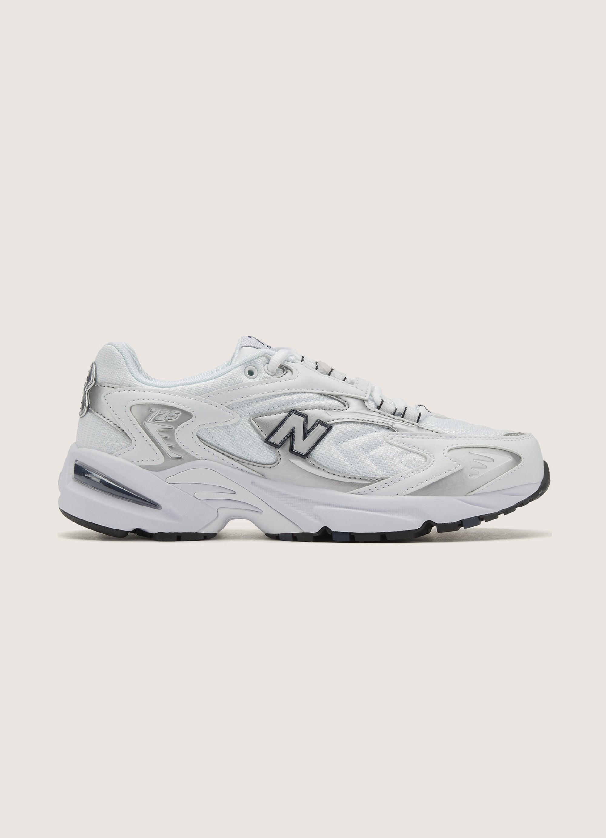 New Balance 725 Sneaker in White Lyst