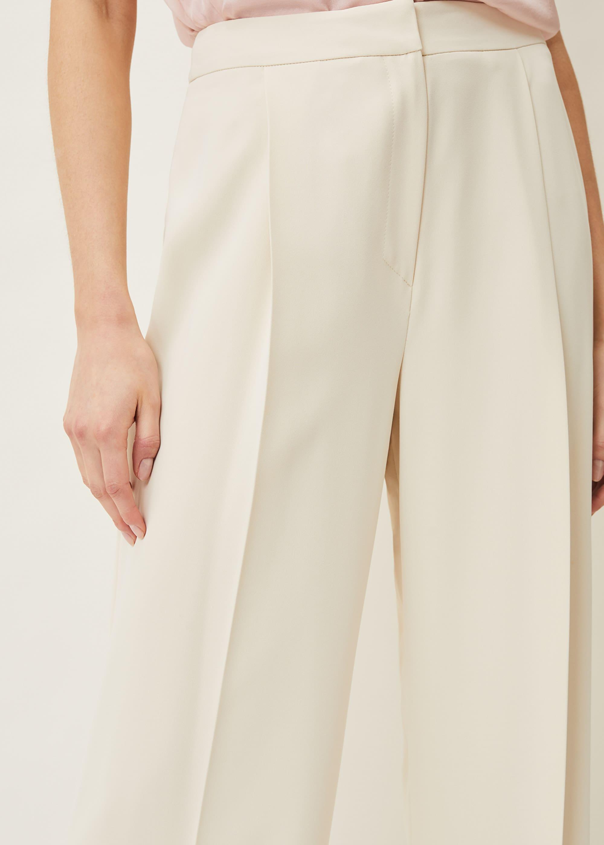 Phase Eight 's Cadie Suit Jacket in 
