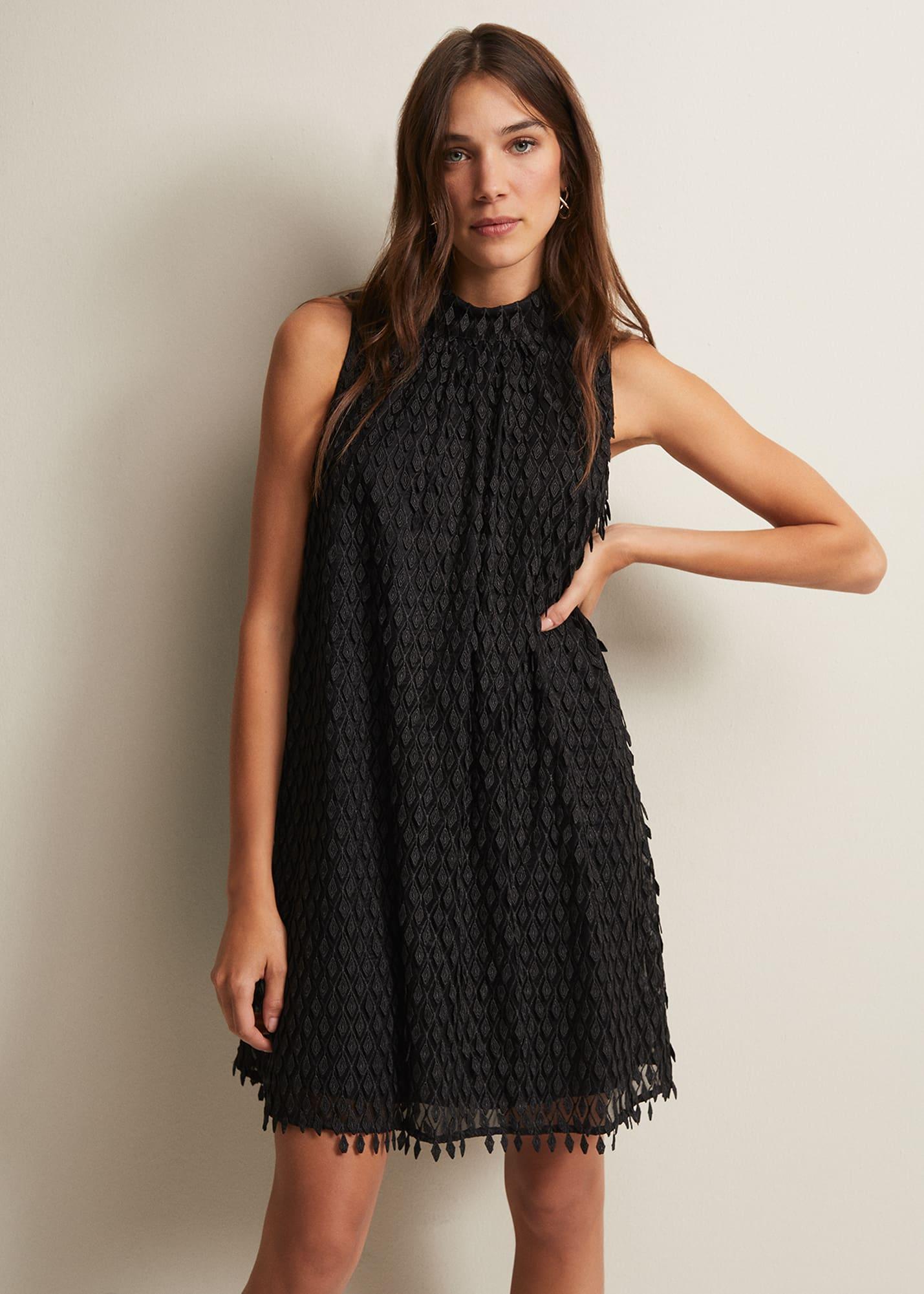 Short black sales shift dress