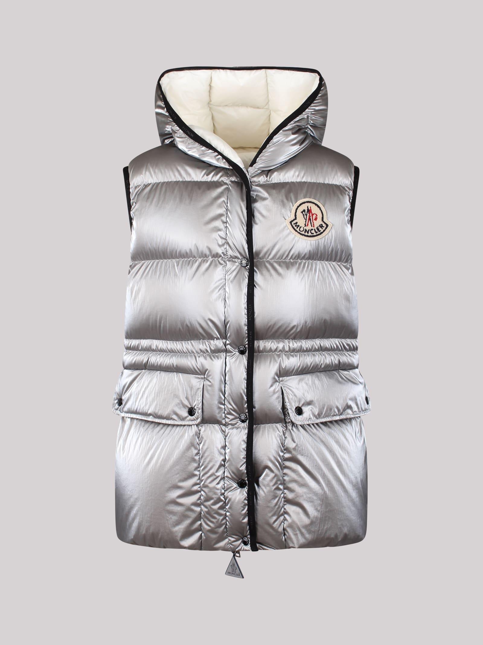 Moncler womens gilet discount with fur hood