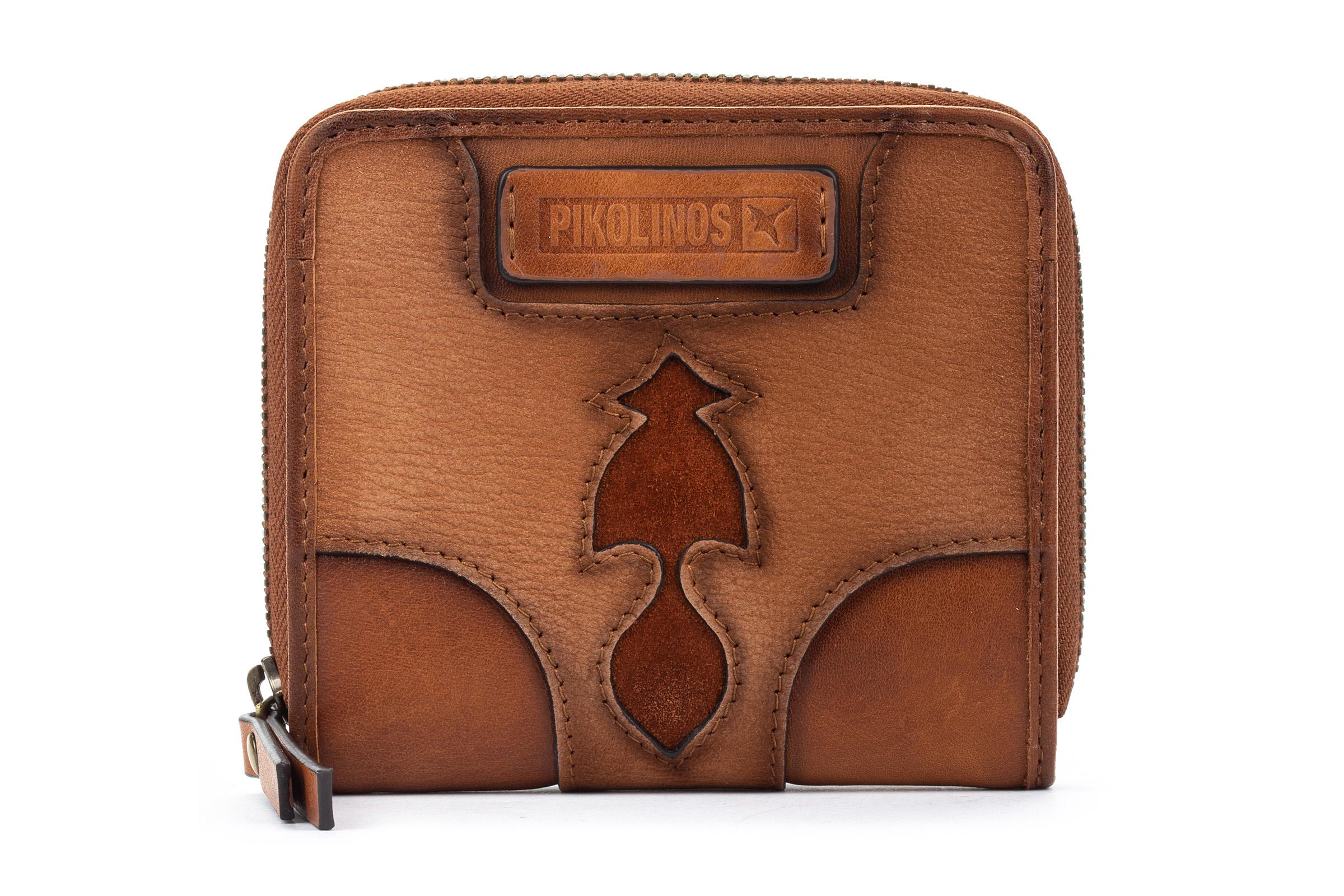 pikolinos purses